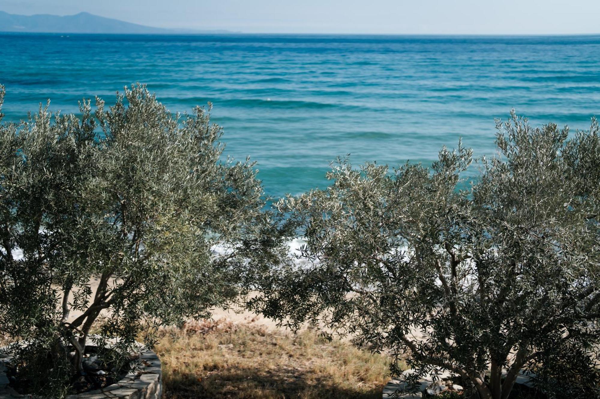 Aegean View Villa Loutra Elevtheron ภายนอก รูปภาพ